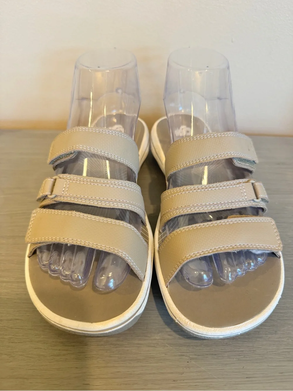 Cloudsteppers by Clark  Sandals Adjustable beige brown  Slide Women's Sz 6